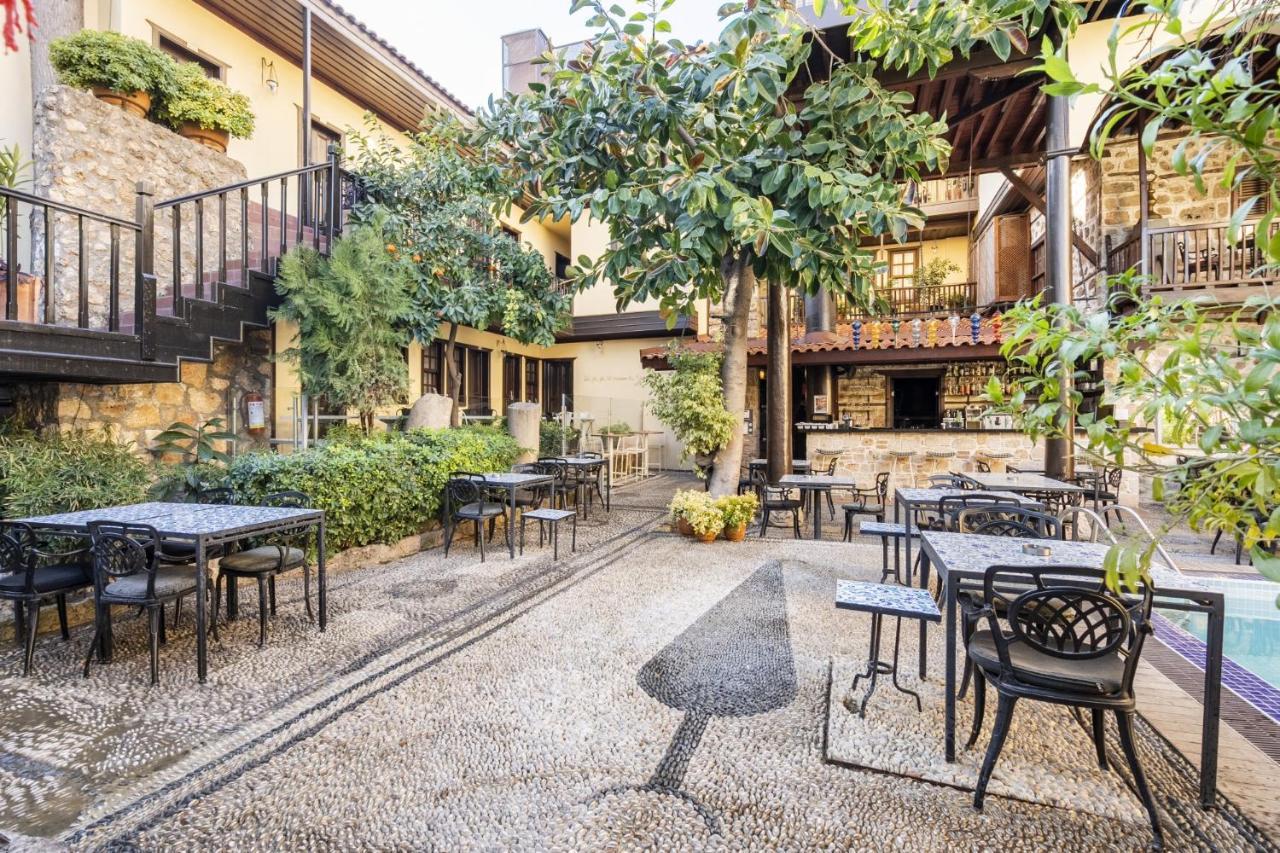Lovely Studio Flat Near Hadrians Gate Apartment Antalya Exterior photo